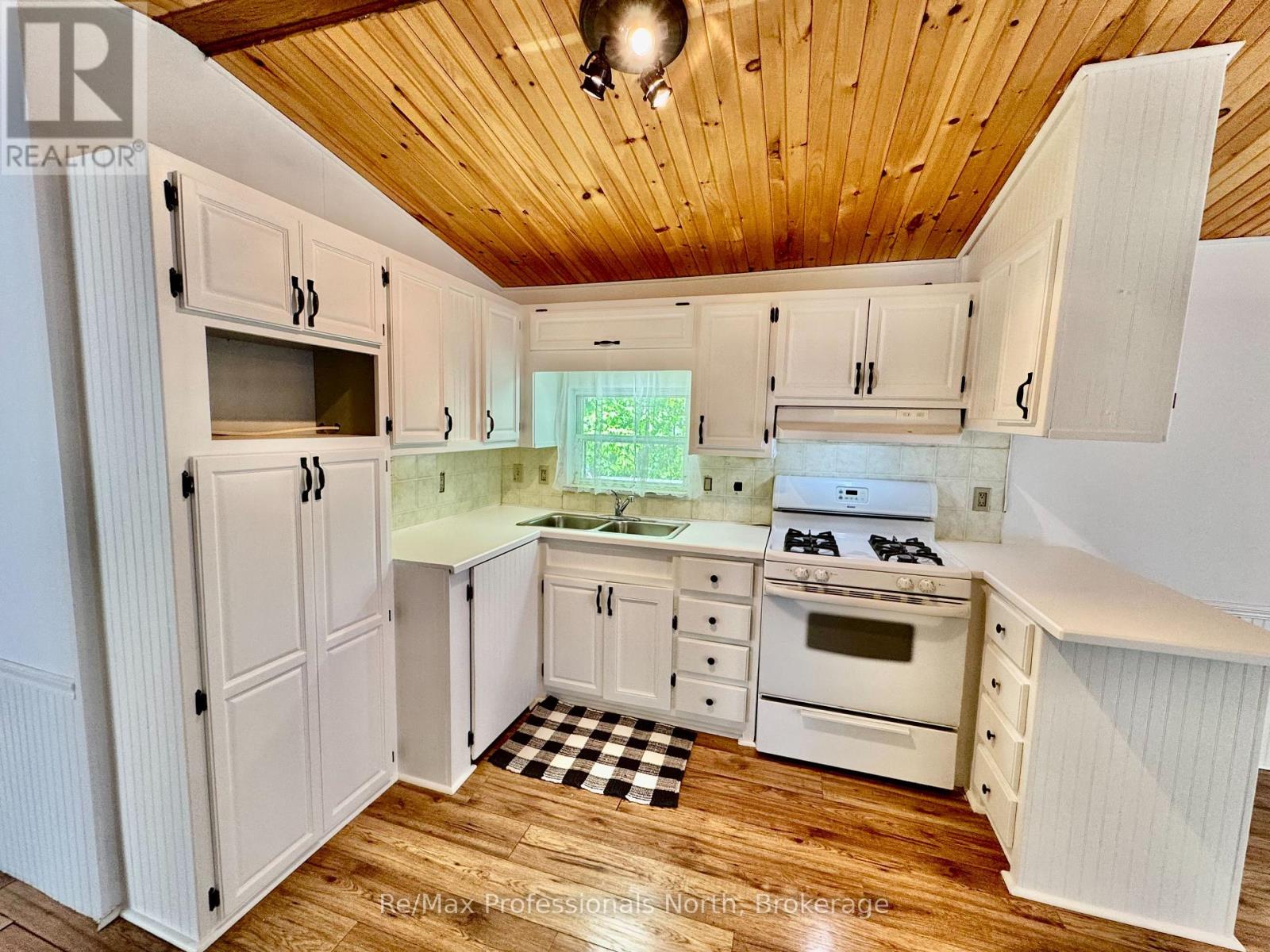 86 - 1007 Racoon Road, Gravenhurst, Ontario  P1P 1R1 - Photo 16 - X12191259