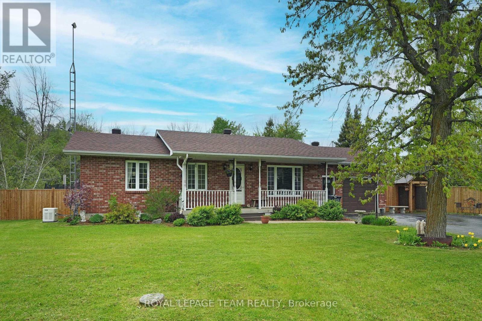 17025 County 36 Road W, South Stormont, Ontario  K0C 2A0 - Photo 3 - X12164531