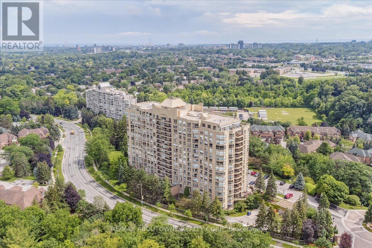 1011 - 1800 The Collegeway, Mississauga, Ontario  L5L 5S4 - Photo 1 - W12072029