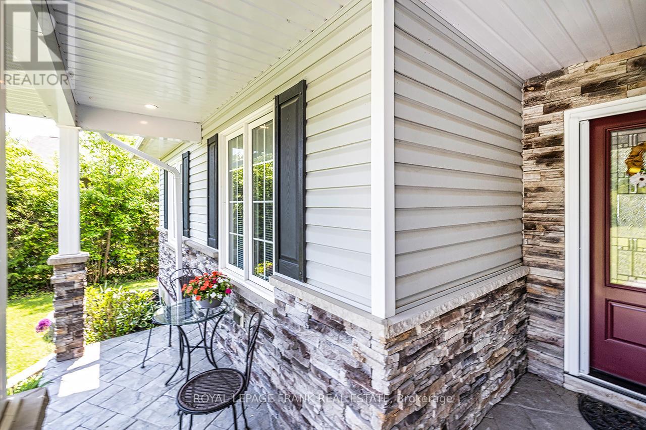 54 Wakeford Road, Kawartha Lakes, Ontario  K0M 2C0 - Photo 10 - X12192190