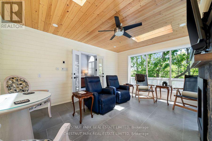 7 - 4 Bridge Street, Prince Edward County, Ontario  K0K 2T0 - Photo 41 - X12192279