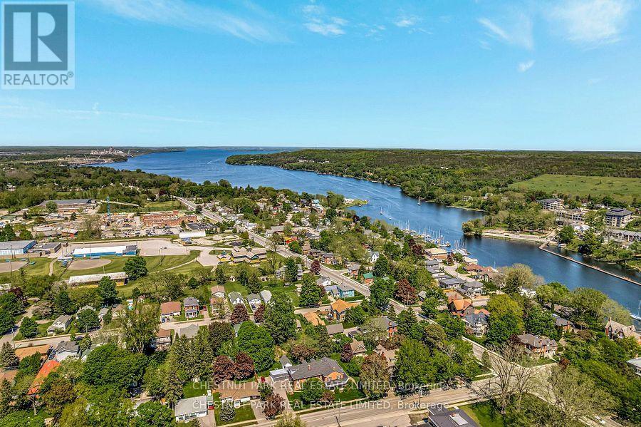 7 - 4 Bridge Street, Prince Edward County, Ontario  K0K 2T0 - Photo 5 - X12192279