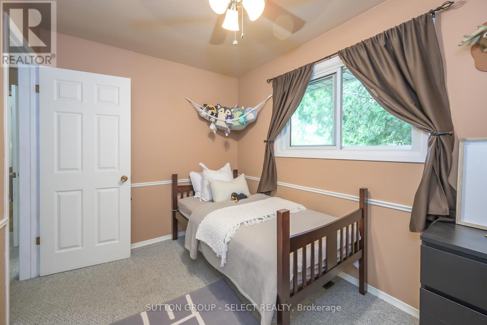 108 Coulter Avenue, St. Thomas, Ontario  N5R 5A7 - Photo 21 - X12192206