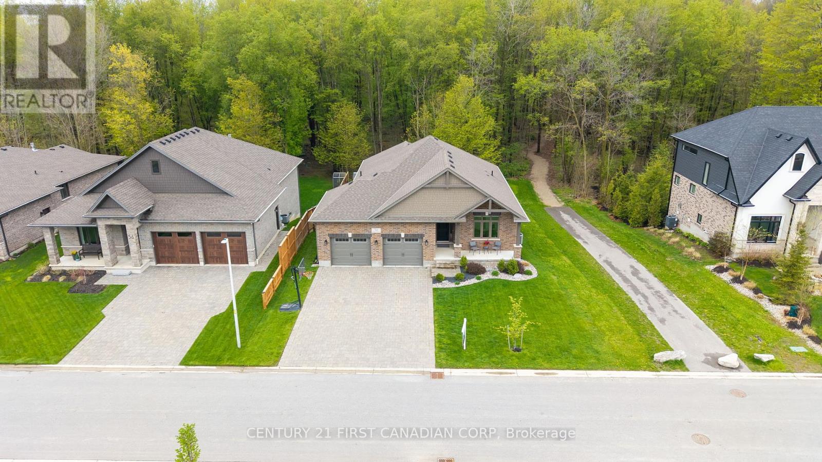 52 Kemp Crescent, Strathroy-Caradoc (Ne), Ontario  N7G 0G3 - Photo 42 - X12192282