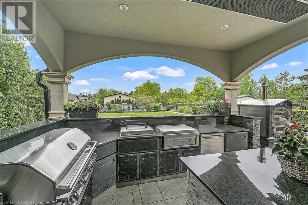 229 Green Mountain Road E, Stoney Creek, Ontario  L8E 3J5 - Photo 10 - 40735186