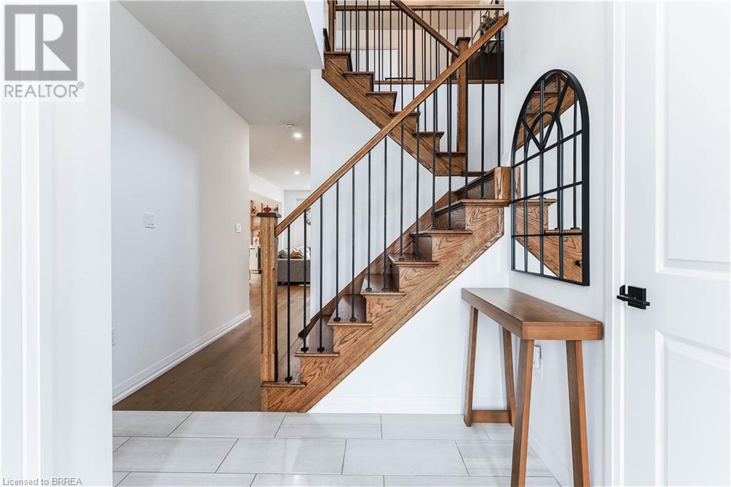 Property at 20 CUMBERLAND Street image 5
