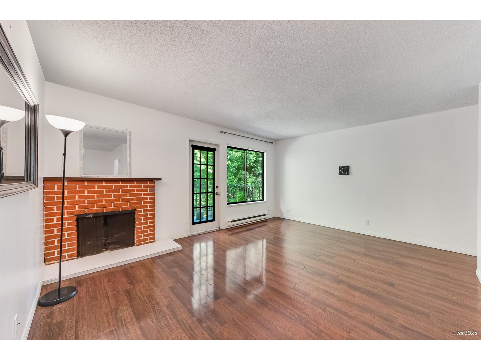 1214 10620 150 Street, Surrey, British Columbia  V3R 7S1 - Photo 3 - R3009667