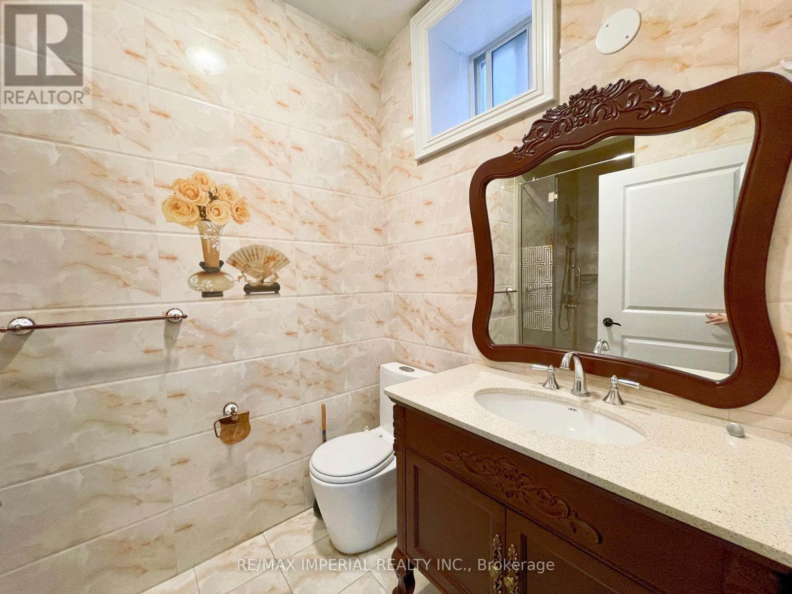Lower - 63 Norton Avenue, Toronto, Ontario  M2N 4A2 - Photo 17 - C12131845