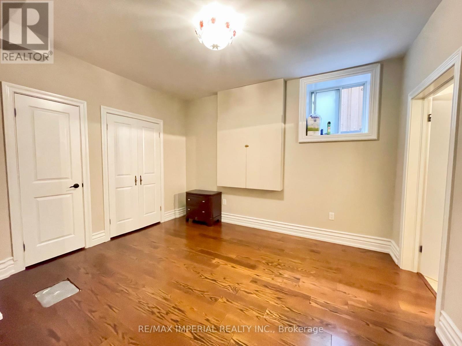 Lower - 63 Norton Avenue, Toronto, Ontario  M2N 4A2 - Photo 20 - C12131845