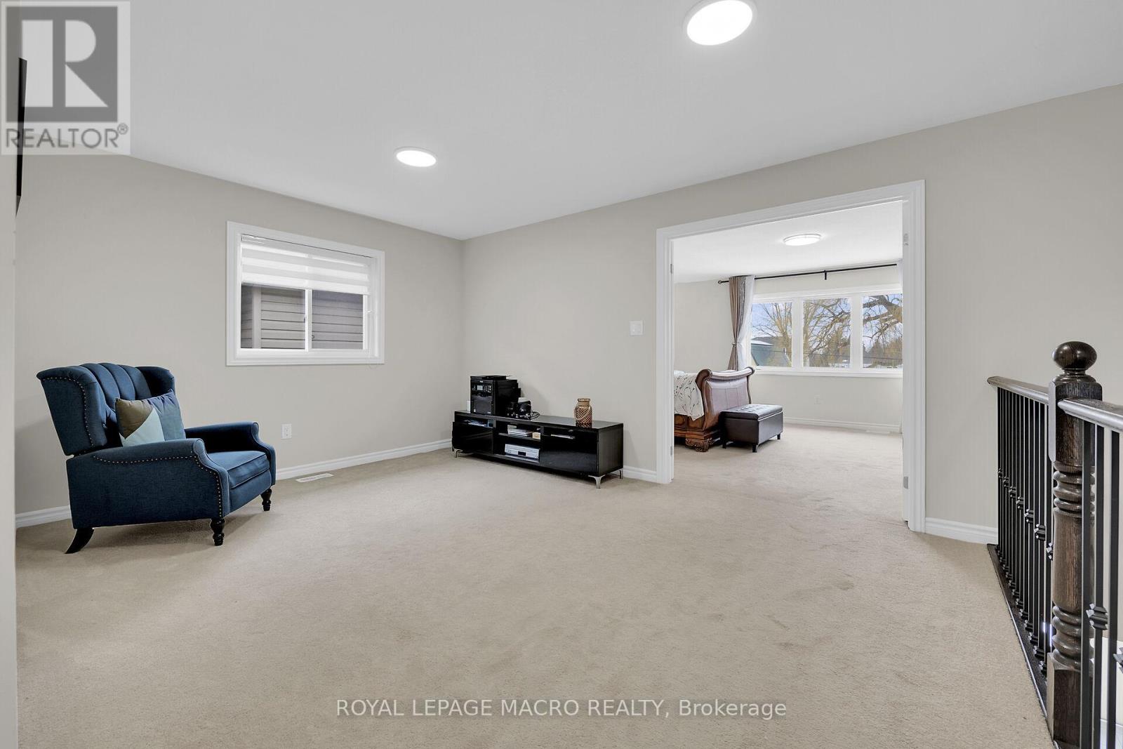 88 Bellroyal Crescent, Hamilton, Ontario  L8J 0G1 - Photo 41 - X11994747