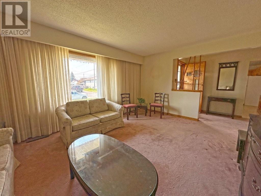 139 Gordon Street, Thunder Bay, Ontario  P7E 4T1 - Photo 10 - TB251492