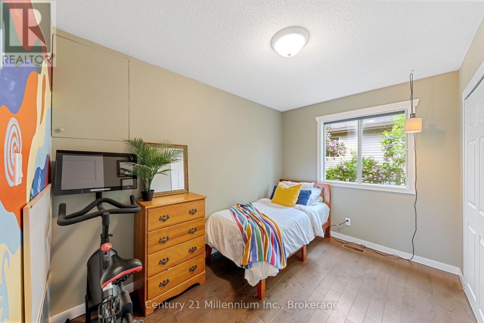 108 Ansley Road, Wasaga Beach, Ontario L9Z 2N5 - Photo 25 - S12192205