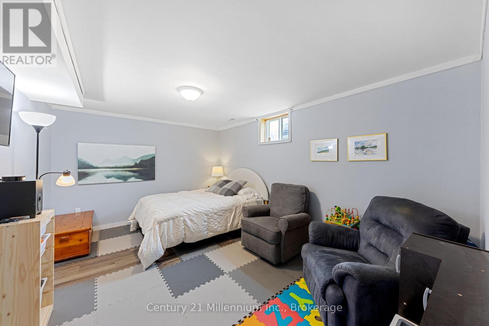 108 Ansley Road, Wasaga Beach, Ontario L9Z 2N5 - Photo 36 - S12192205