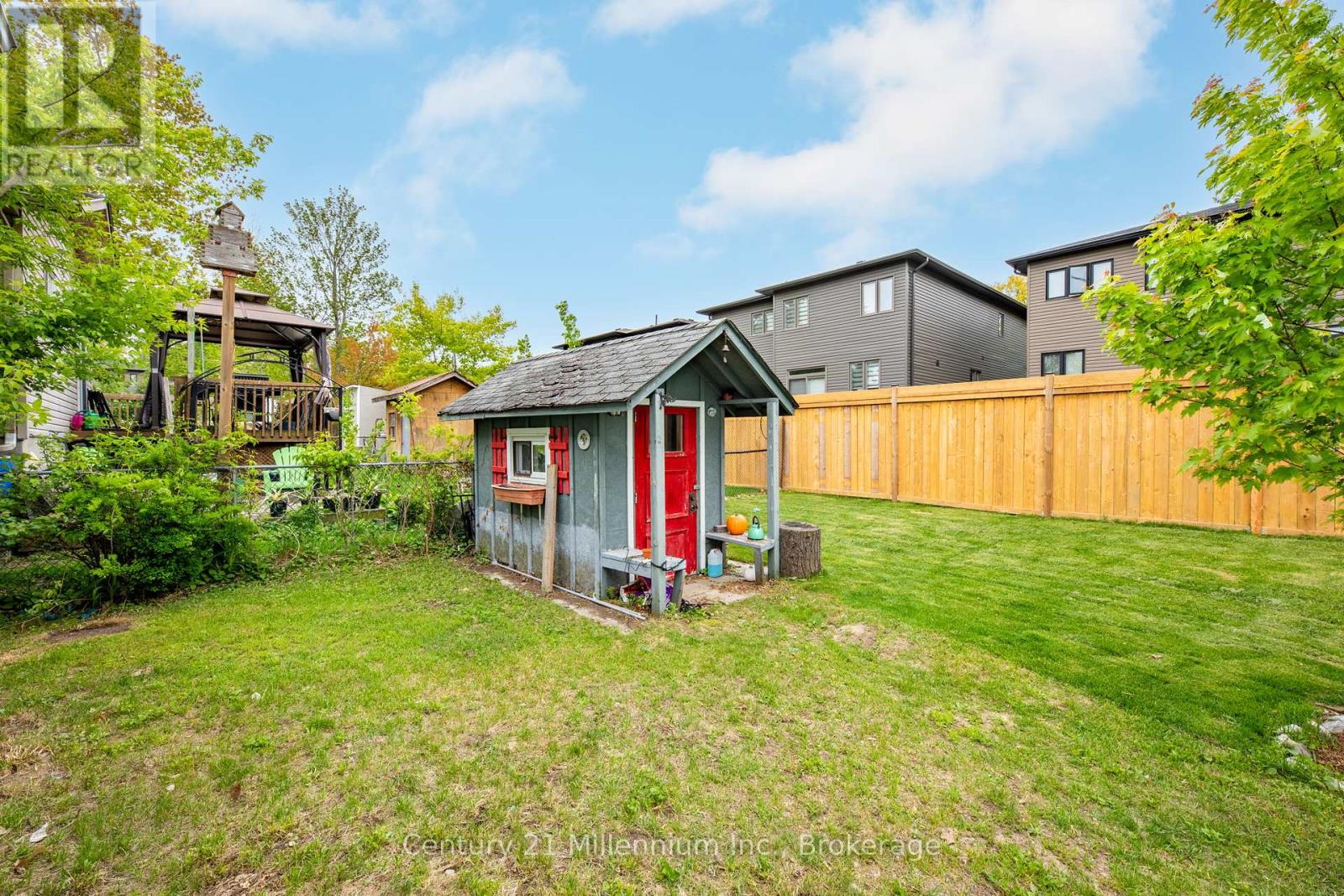 108 Ansley Road, Wasaga Beach, Ontario L9Z 2N5 - Photo 40 - S12192205