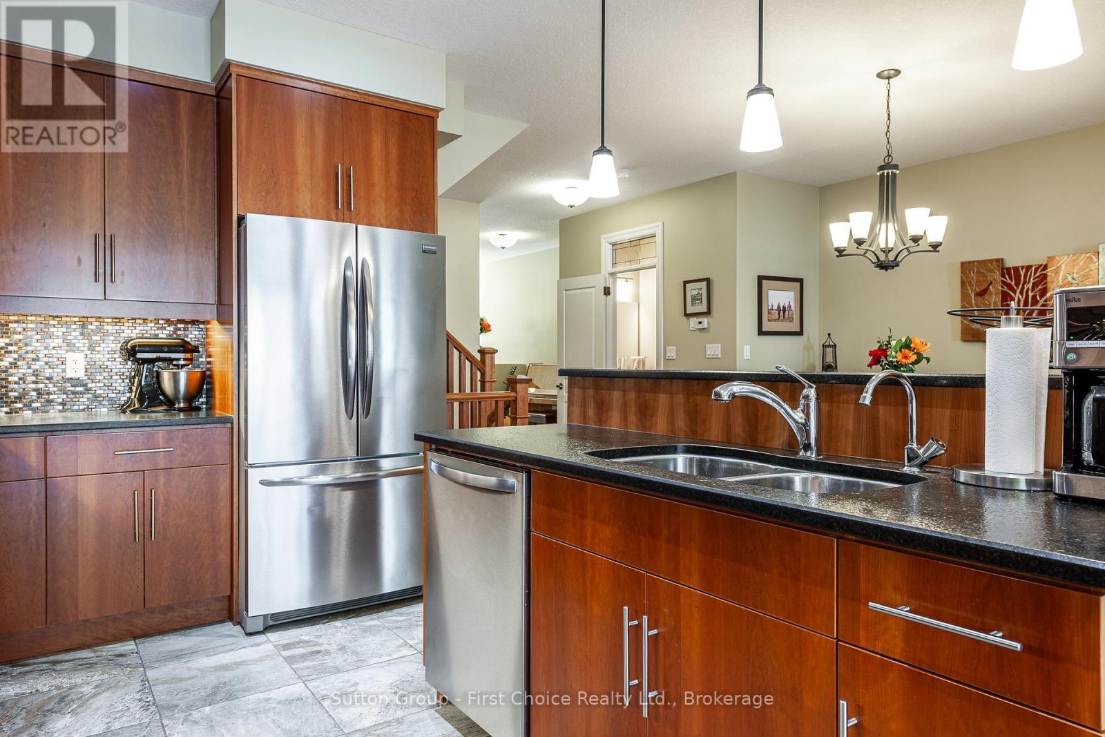 138 Oak Park Drive, Waterloo, Ontario  N2K 0B3 - Photo 12 - X12192151