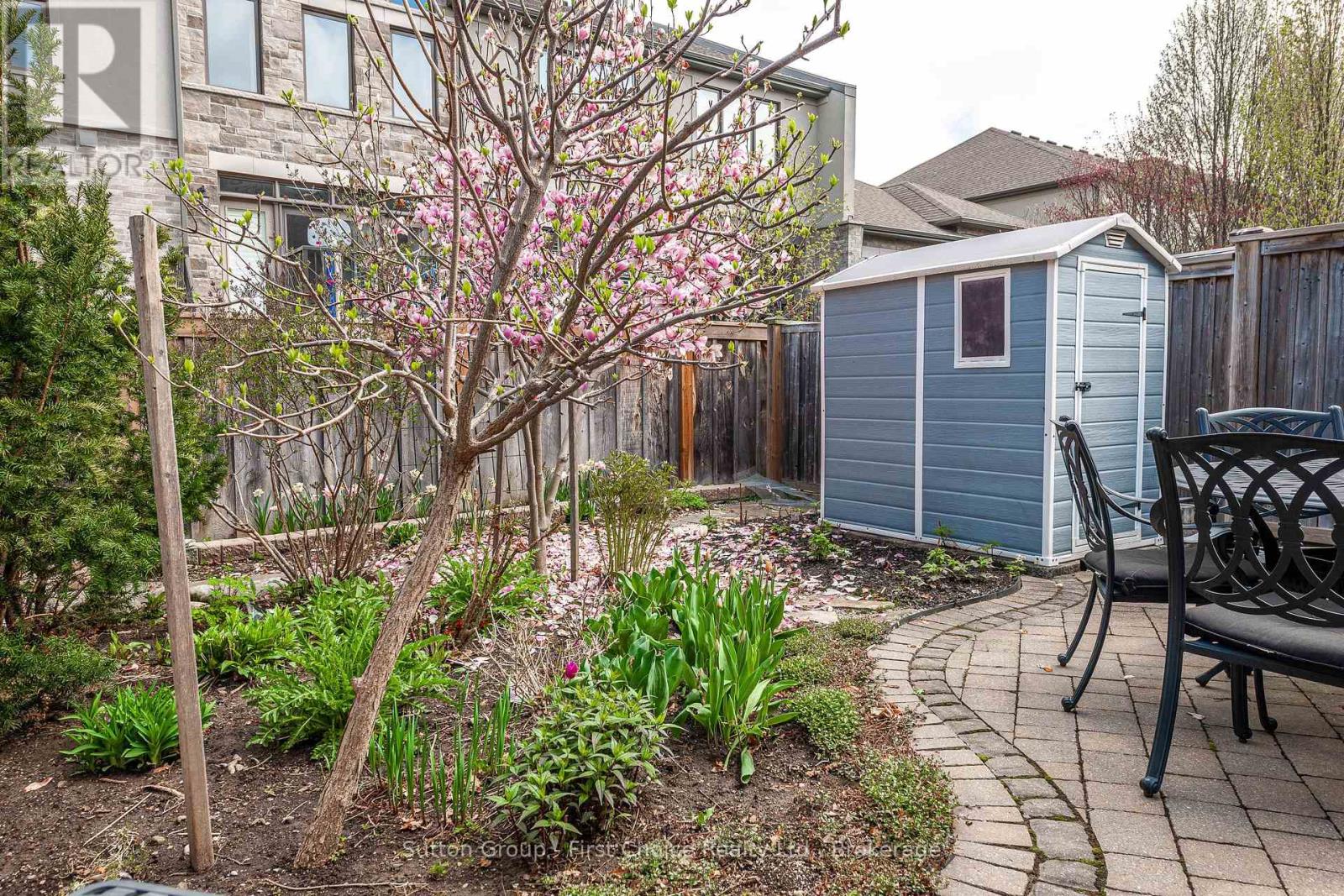 138 Oak Park Drive, Waterloo, Ontario  N2K 0B3 - Photo 36 - X12192151