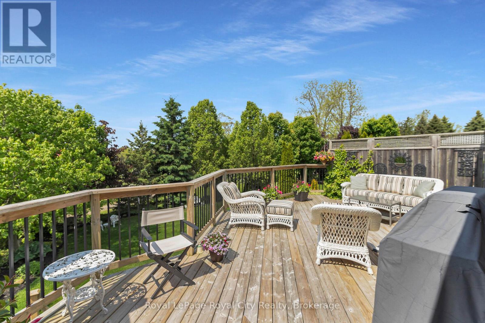 54 Aberfoyle Mill Crescent, Puslinch, Ontario  N1H 6H9 - Photo 37 - X12192234