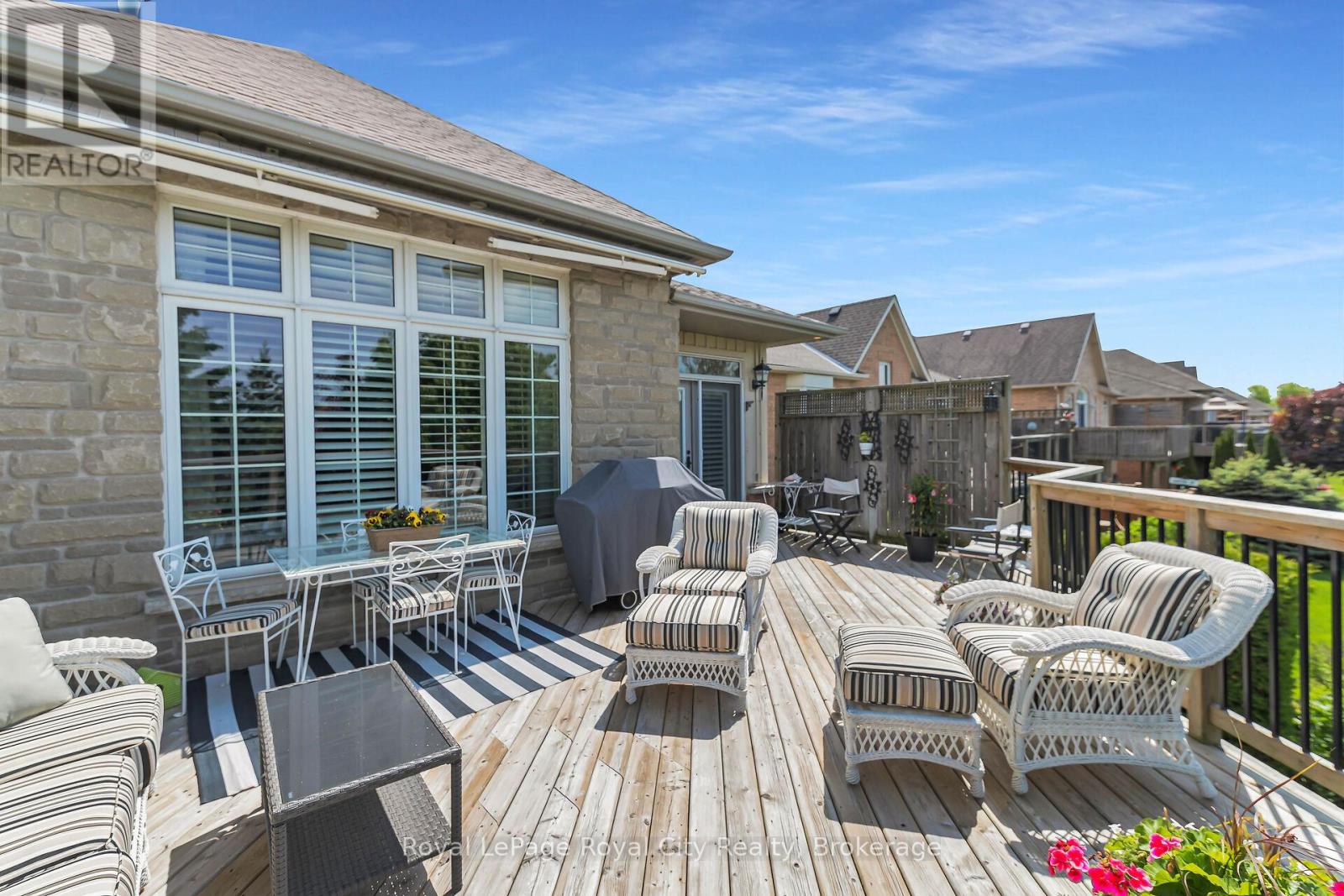 54 Aberfoyle Mill Crescent, Puslinch, Ontario  N1H 6H9 - Photo 40 - X12192234
