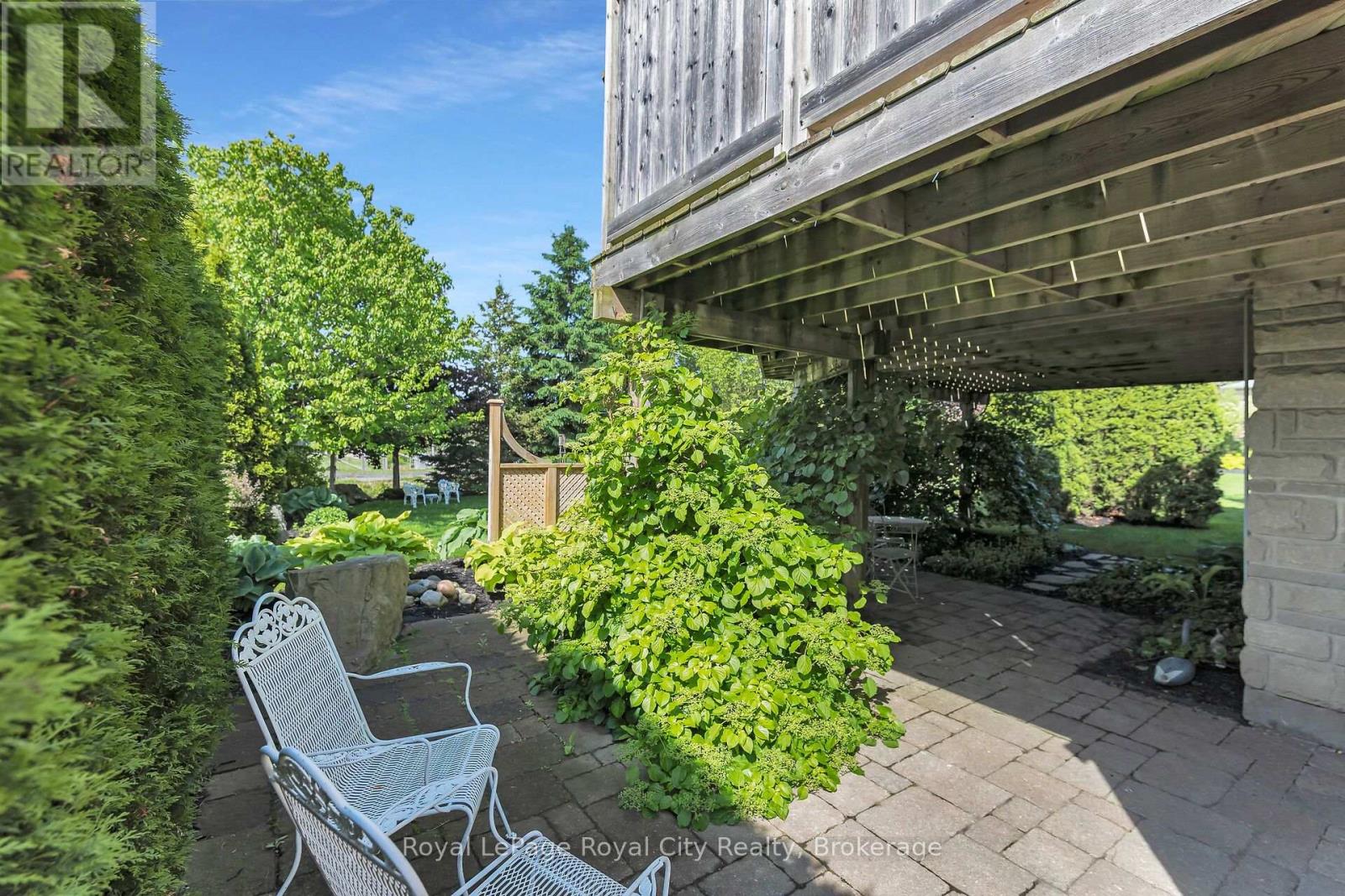 54 Aberfoyle Mill Crescent, Puslinch, Ontario  N1H 6H9 - Photo 41 - X12192234