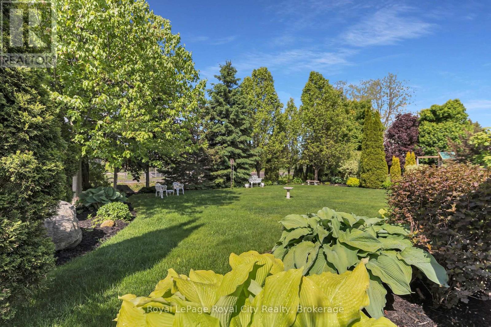 54 Aberfoyle Mill Crescent, Puslinch, Ontario  N1H 6H9 - Photo 42 - X12192234