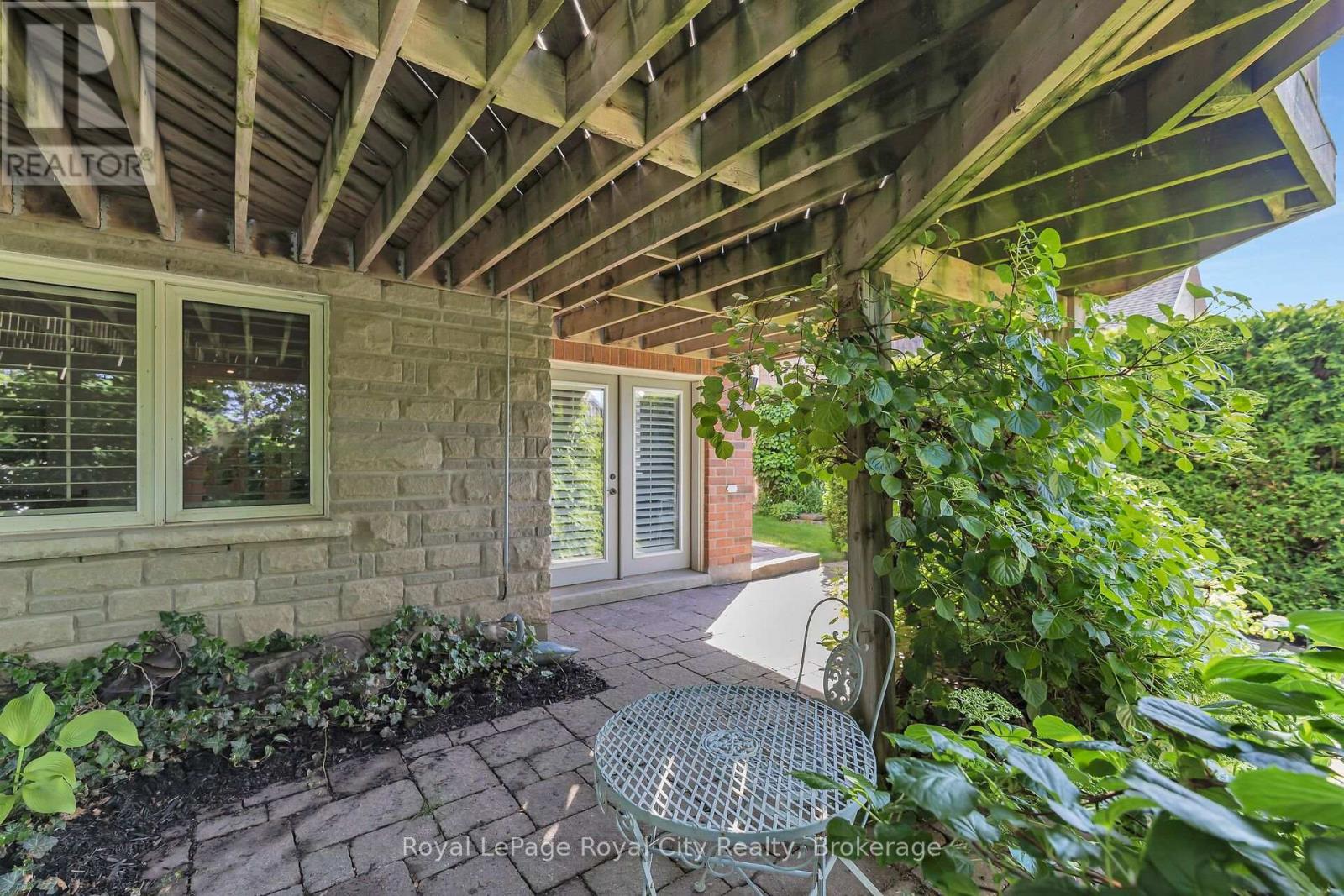 54 Aberfoyle Mill Crescent, Puslinch, Ontario  N1H 6H9 - Photo 43 - X12192234