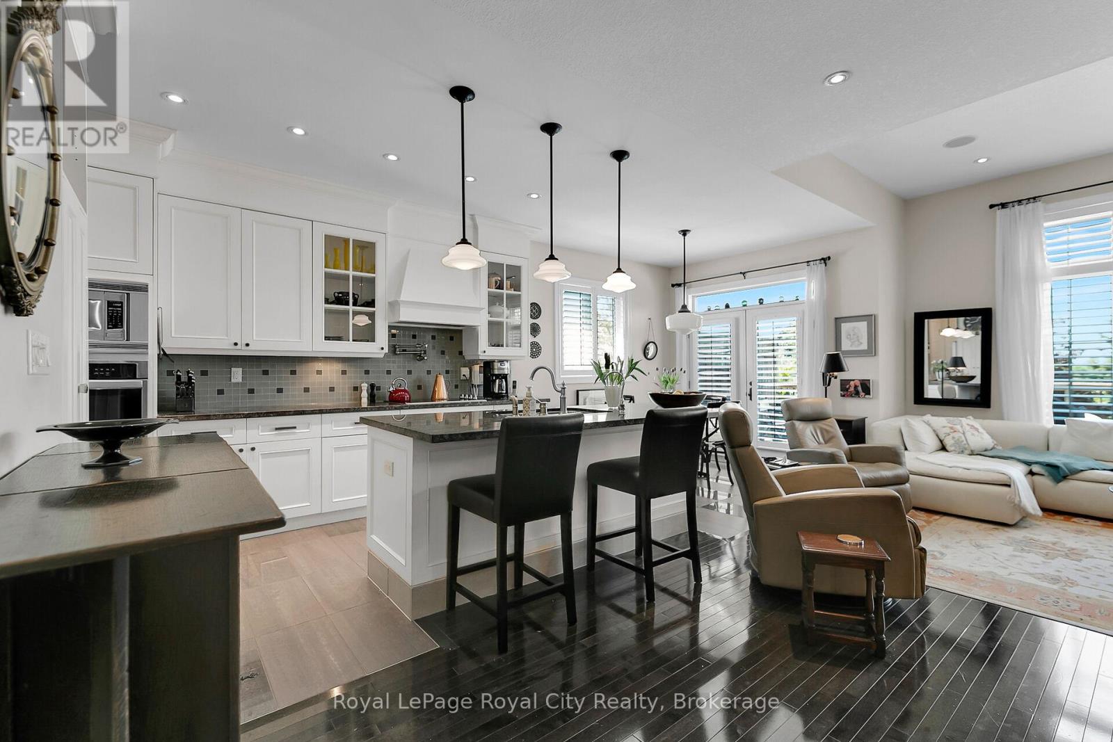 54 Aberfoyle Mill Crescent, Puslinch, Ontario  N1H 6H9 - Photo 7 - X12192234