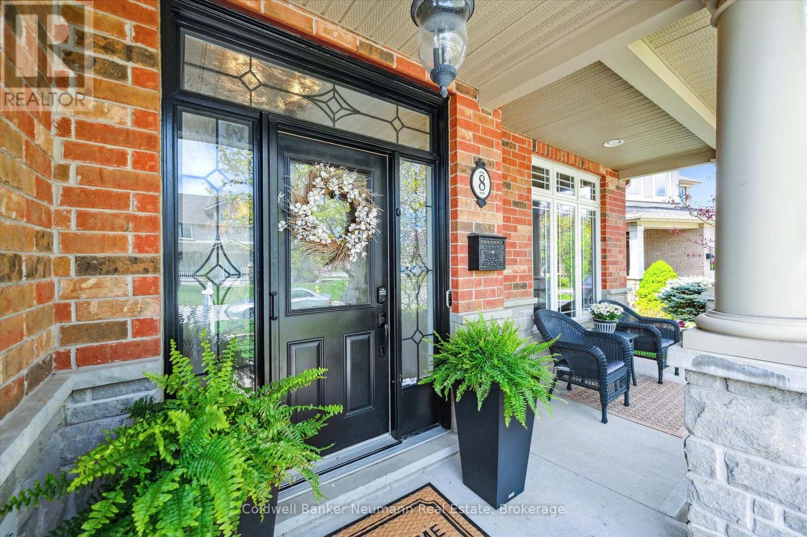 Property at 8 RAY CRESCENT image 2