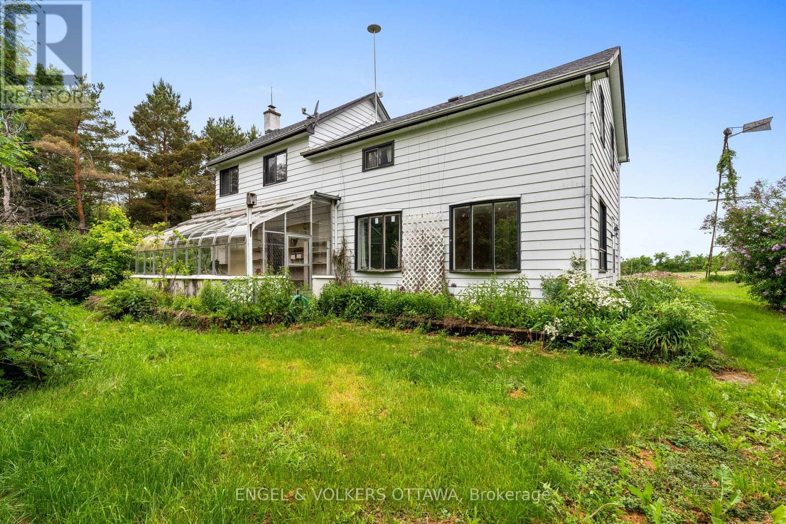 1344 Rodney Lane, North Dundas, Ontario  K0C 2K0 - Photo 37 - X12192155