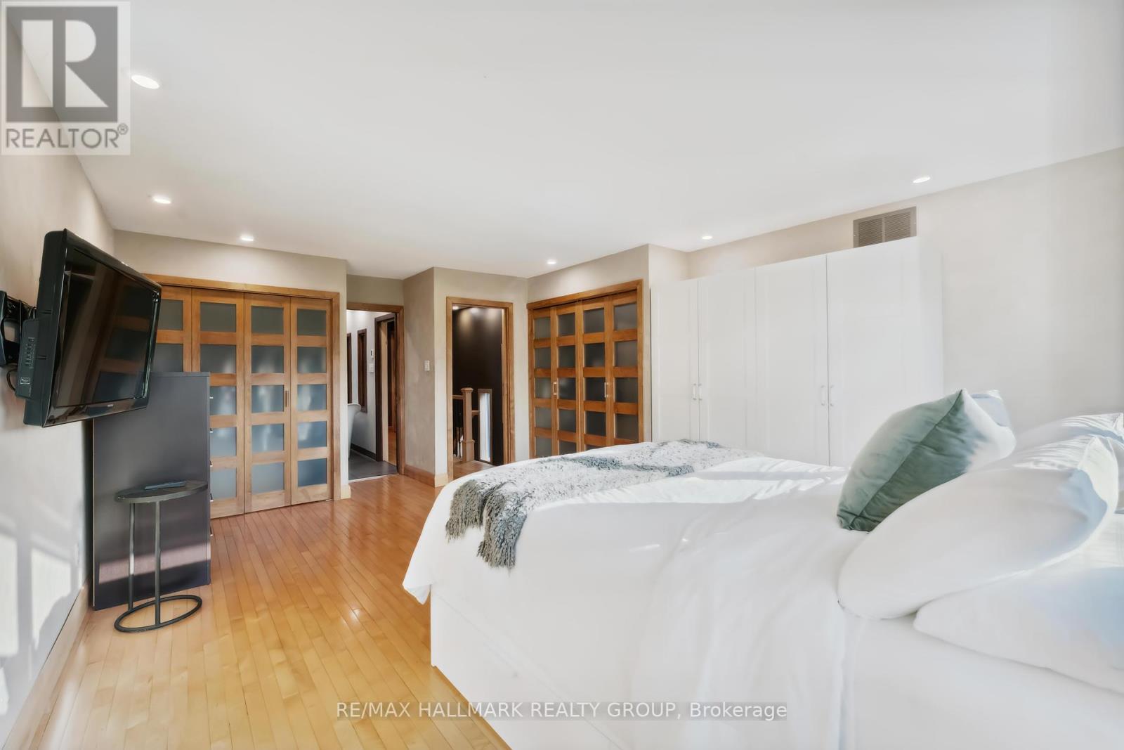 39 Robinson Avenue, Ottawa, Ontario  K1N 8N8 - Photo 26 - X12192250