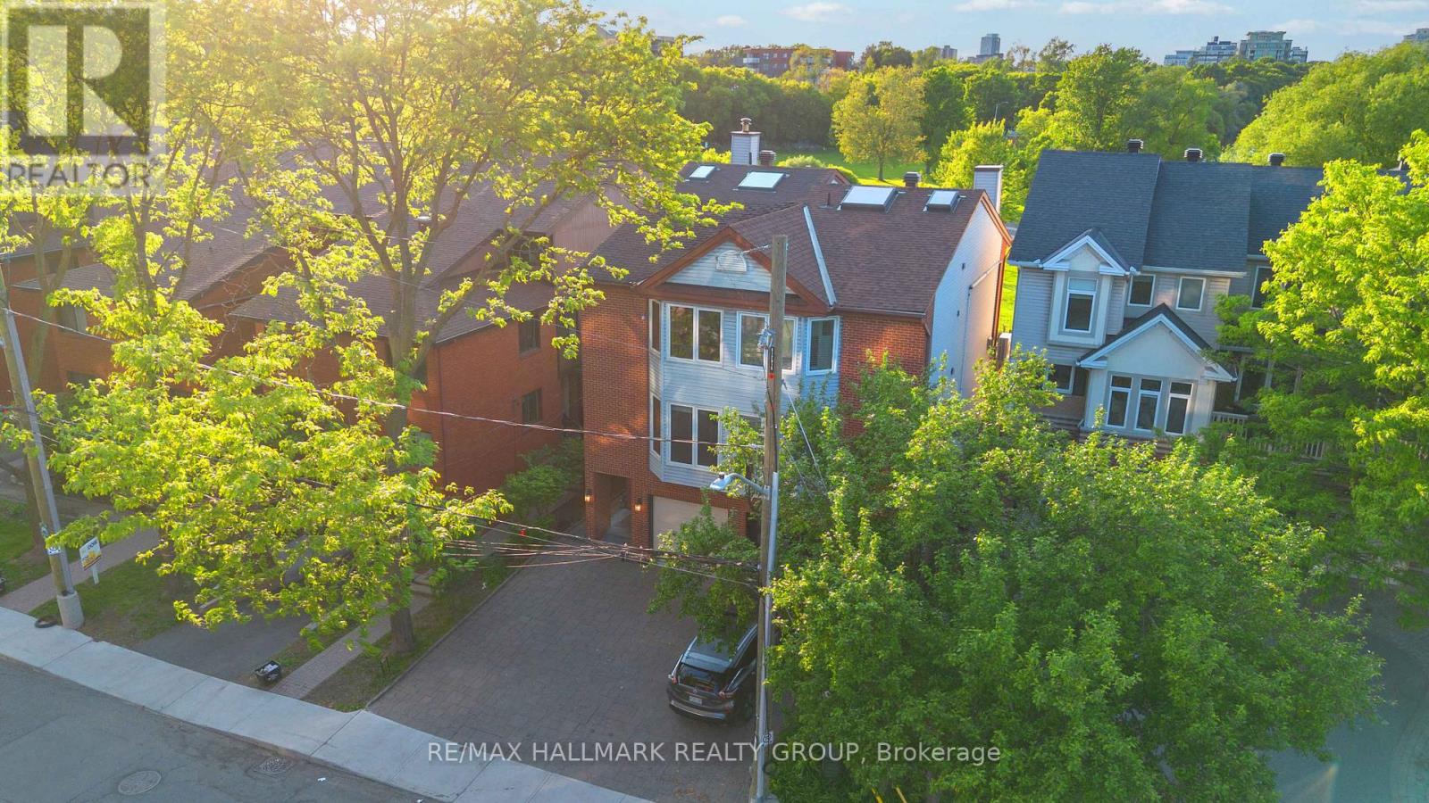 39 Robinson Avenue, Ottawa, Ontario  K1N 8N8 - Photo 43 - X12192250