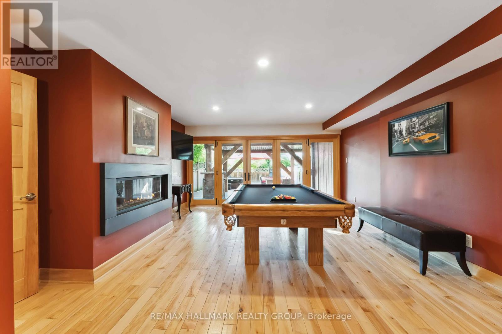 39 Robinson Avenue, Ottawa, Ontario  K1N 8N8 - Photo 6 - X12192250