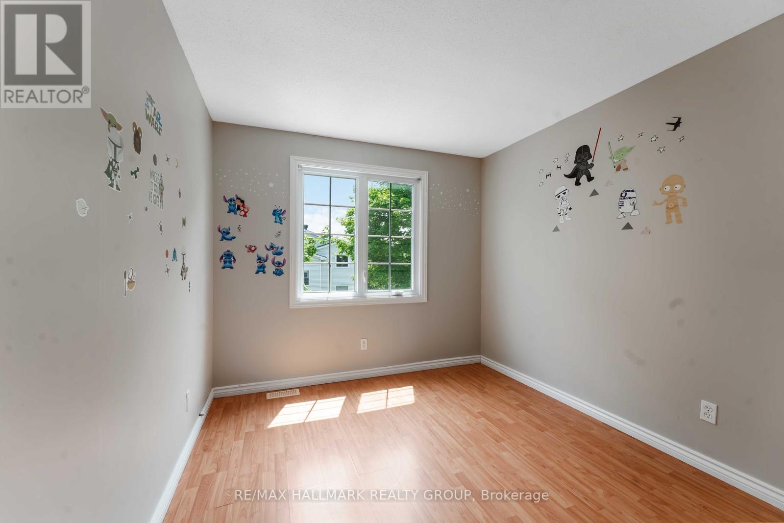 4 Castlegreen Private, Ottawa, Ontario  K1T 3N2 - Photo 22 - X12192267