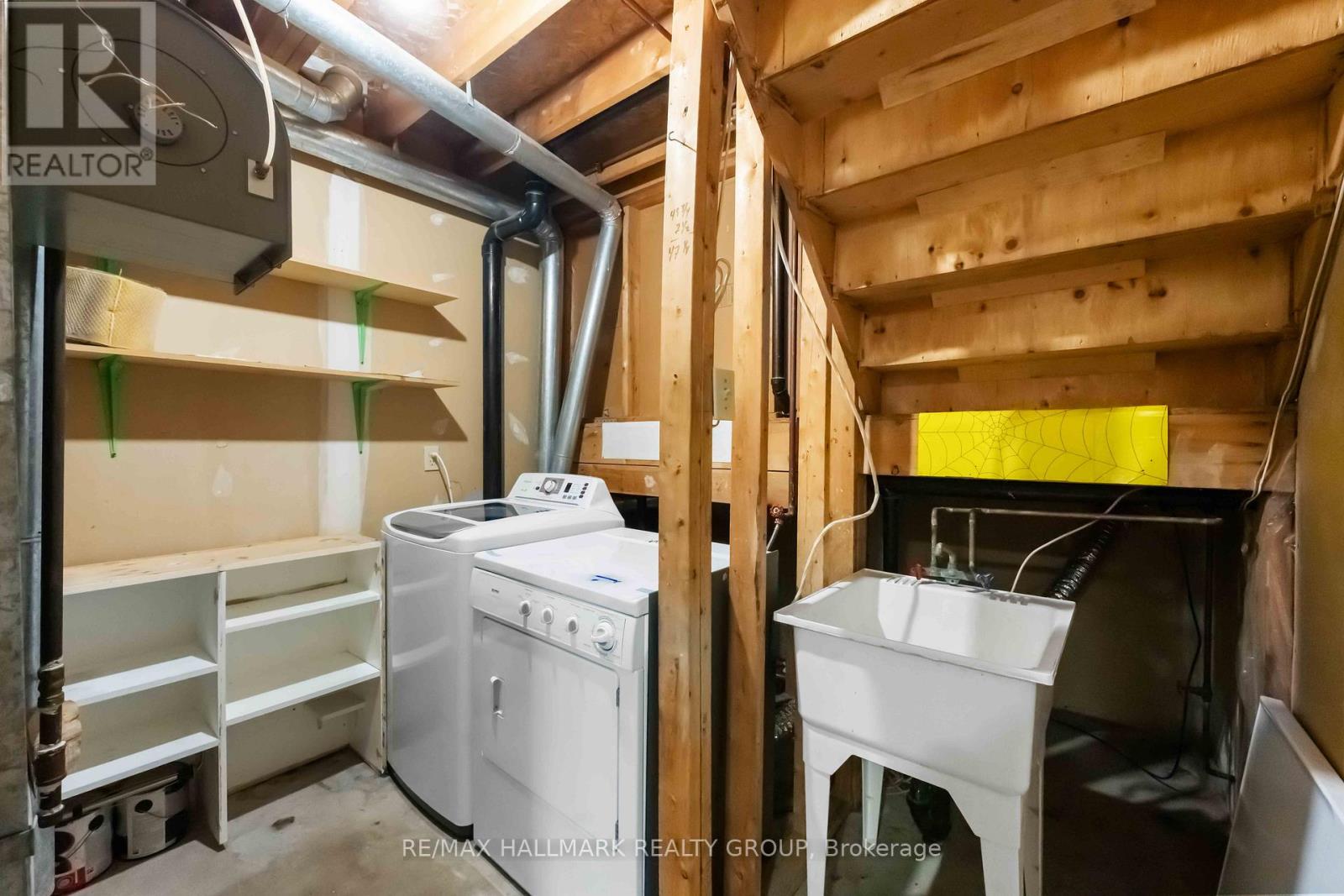 4 Castlegreen Private, Ottawa, Ontario  K1T 3N2 - Photo 30 - X12192267
