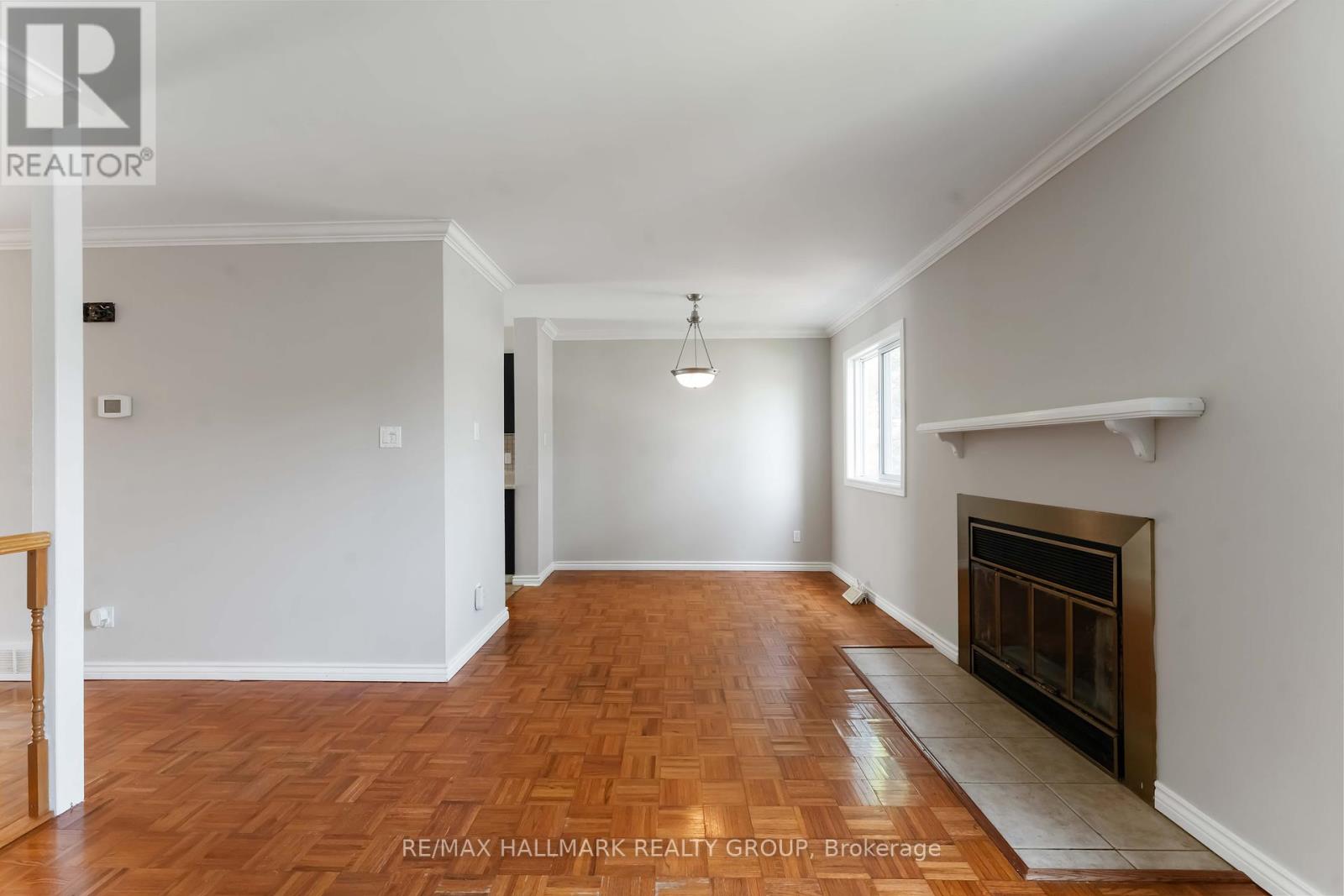 4 Castlegreen Private, Ottawa, Ontario  K1T 3N2 - Photo 8 - X12192267