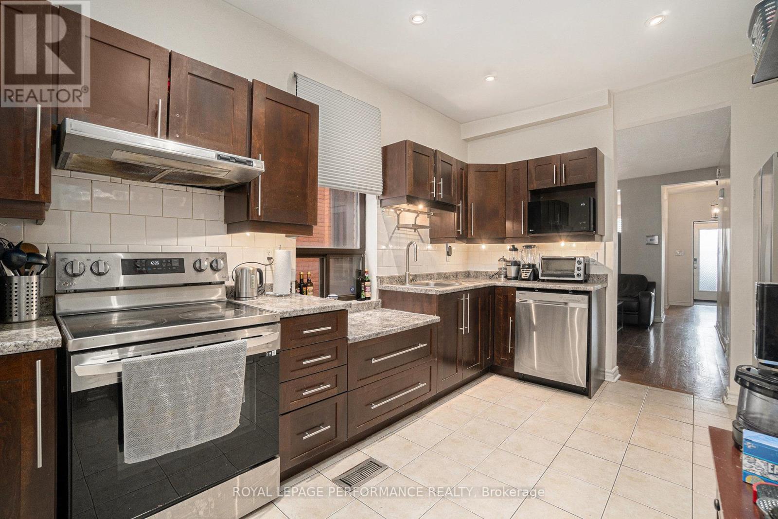 Property at 55 ARGYLE AVENUE image 4