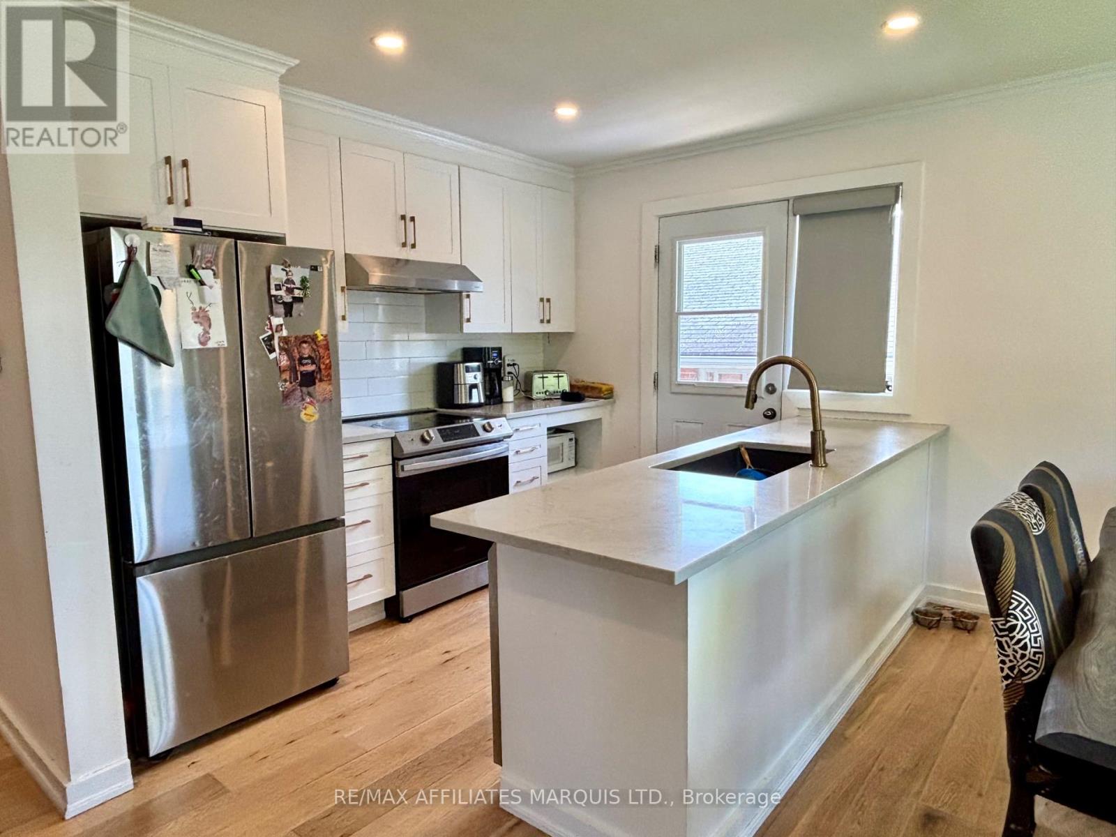 407 Susan Avenue, Cornwall, Ontario  K6J 2E1 - Photo 11 - X12192181
