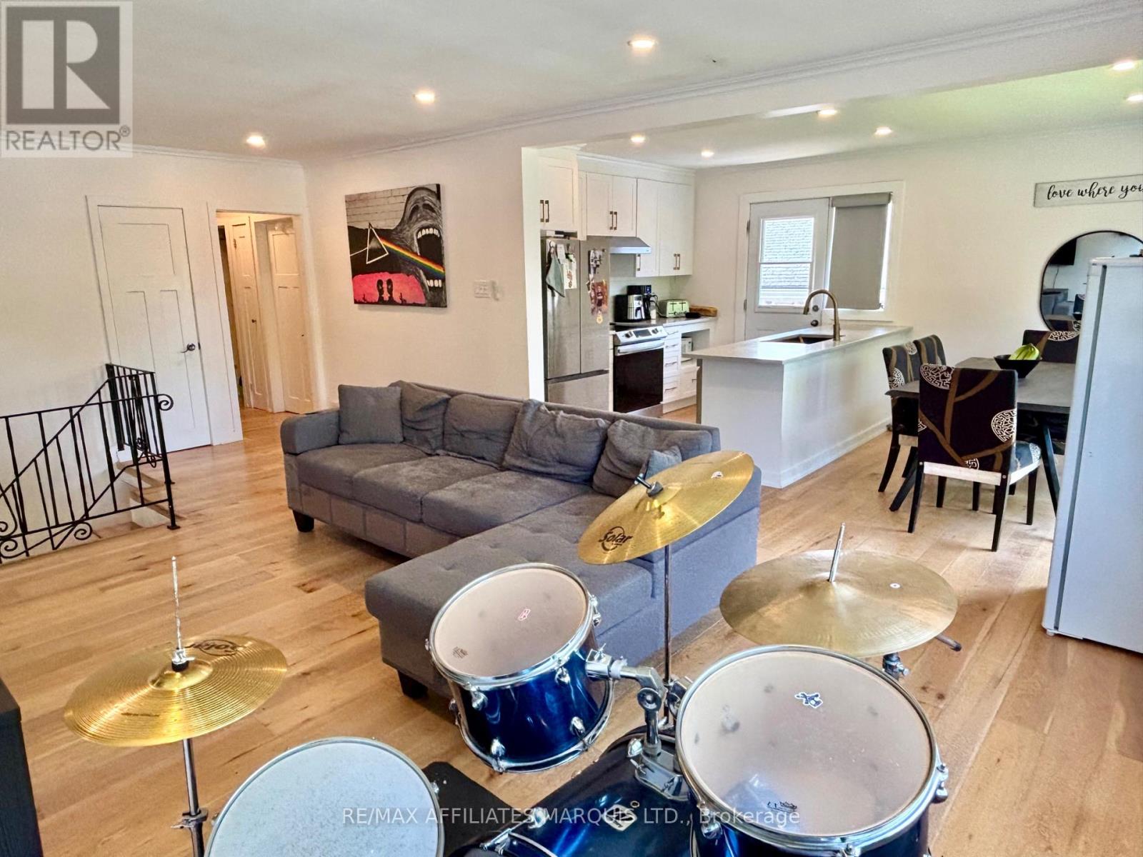 407 Susan Avenue, Cornwall, Ontario  K6J 2E1 - Photo 9 - X12192181