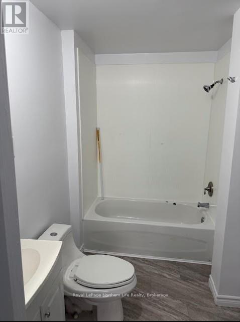 230-232 Fifth Avenue W, North Bay, Ontario  P1B 3N6 - Photo 10 - X12192175