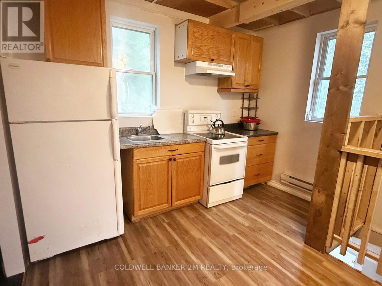 60 Elder Street, Kawartha Lakes, Ontario  K0M 1L0 - Photo 6 - X12065866
