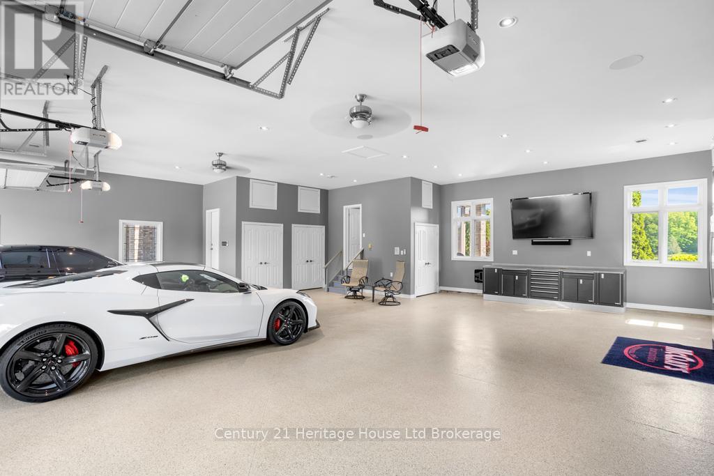 5067 Hamilton Road, Thames Centre, Ontario  N0L 1G6 - Photo 43 - X12192196