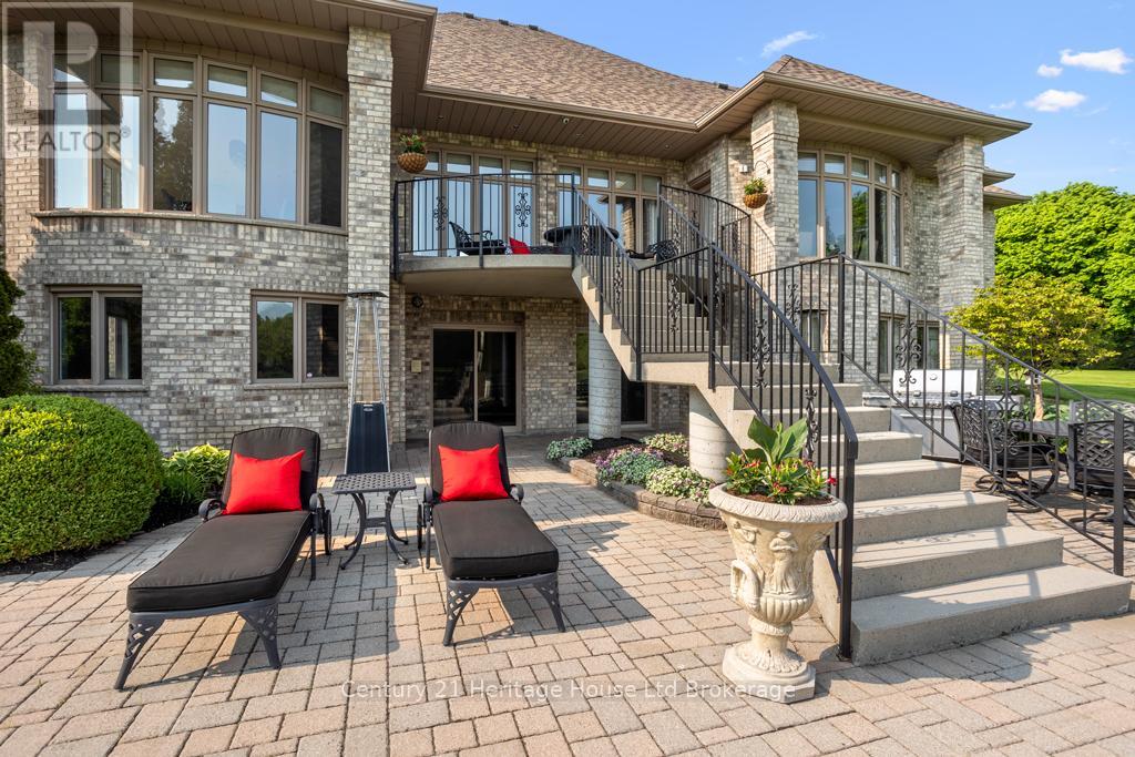 5067 Hamilton Road, Thames Centre, Ontario  N0L 1G6 - Photo 5 - X12192196