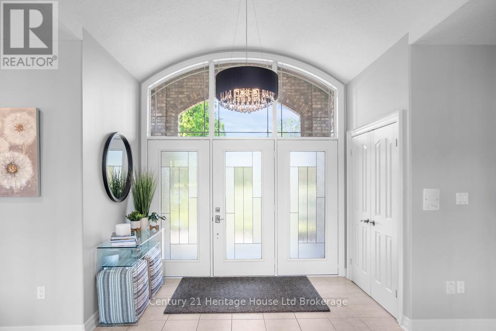 5067 Hamilton Road, Thames Centre, Ontario  N0L 1G6 - Photo 6 - X12192196
