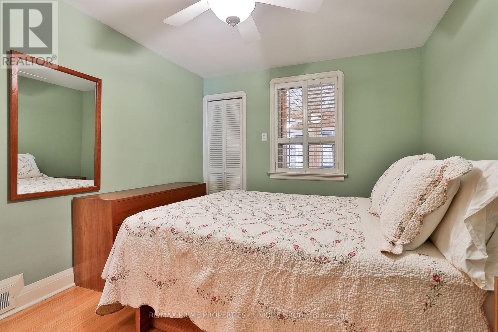 598 Broadway Avenue, Toronto, Ontario  M4G 2S5 - Photo 17 - C12192009