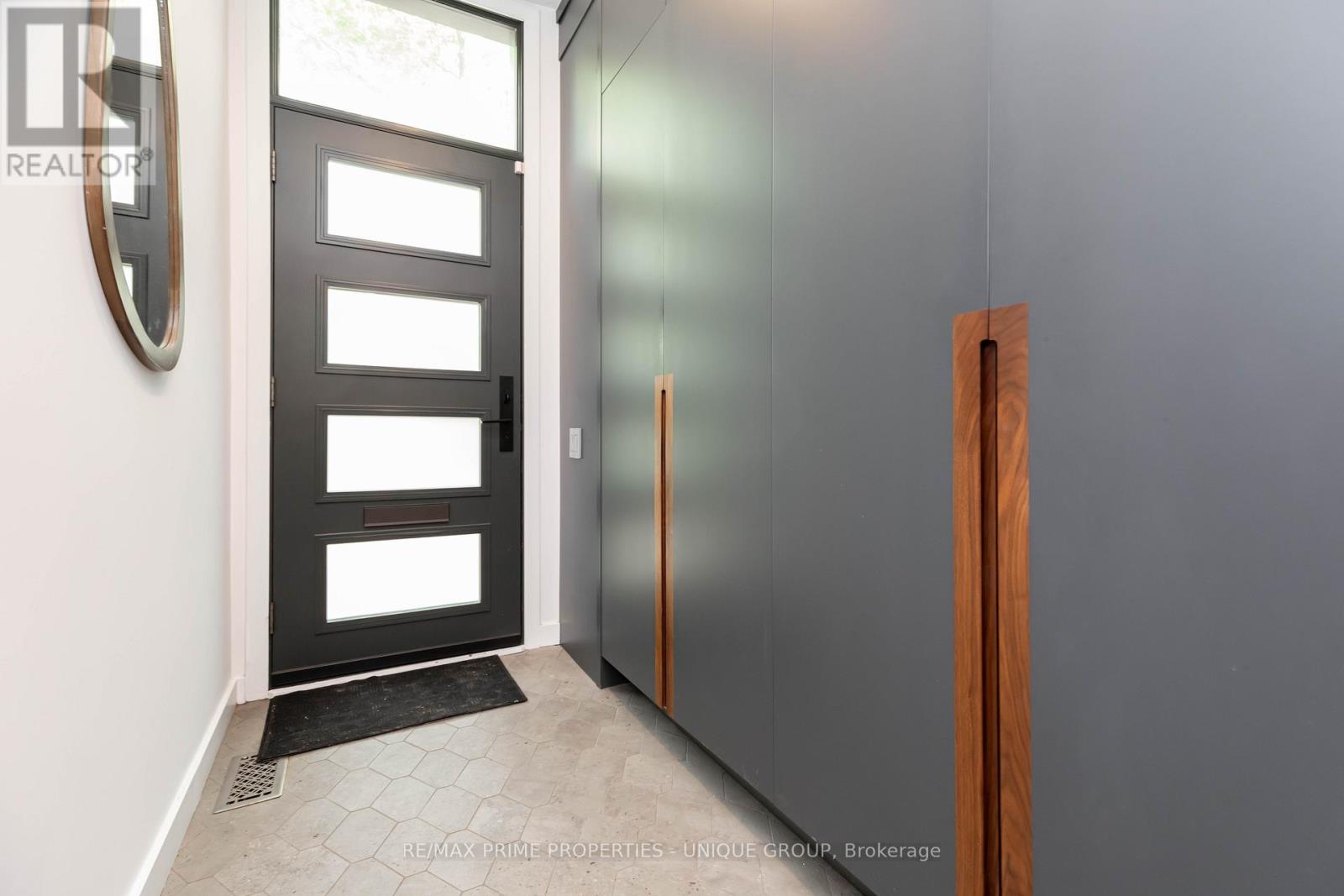 137 Marlborough Place, Toronto (Annex), Ontario  M5R 3J5 - Photo 8 - C12192024