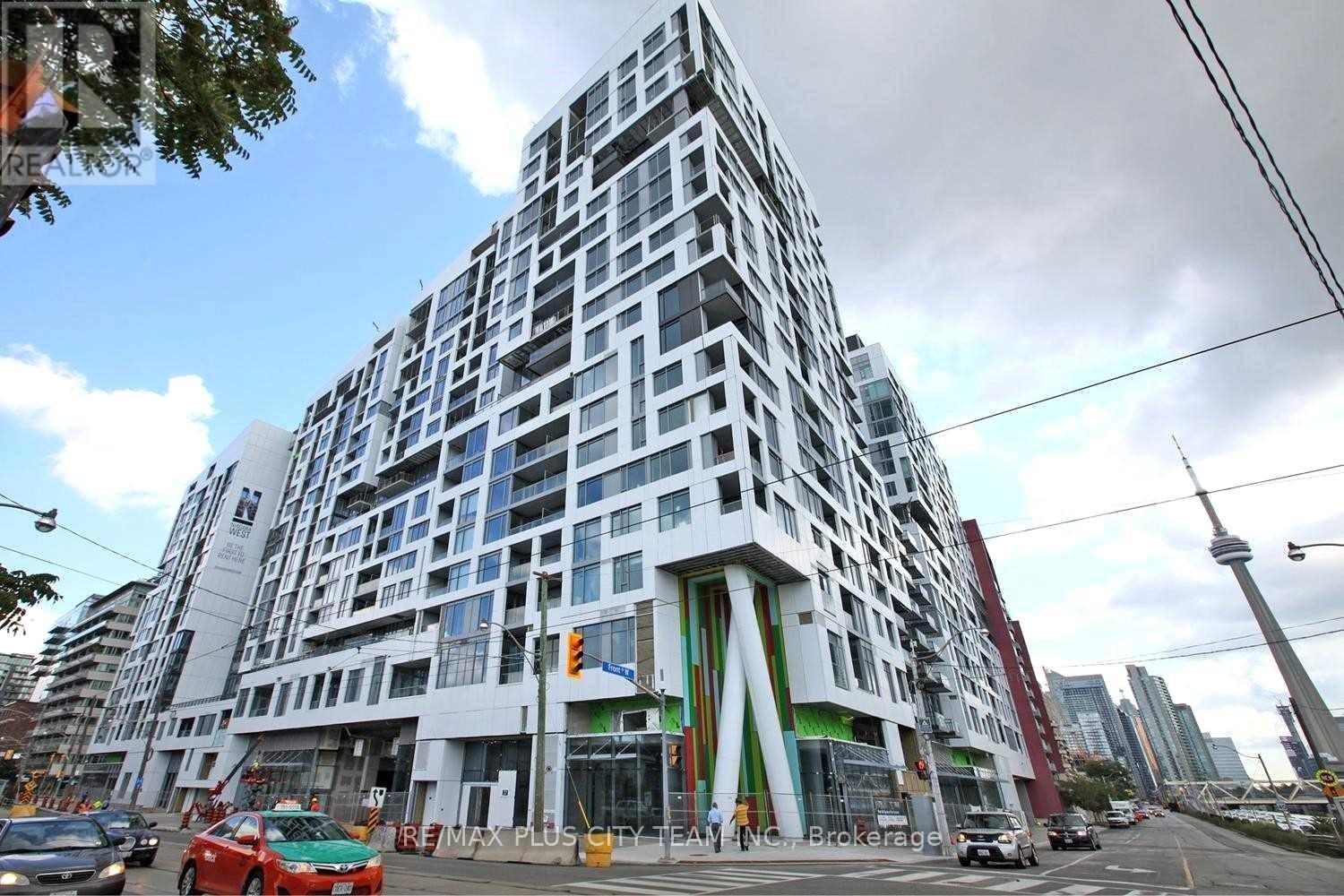 610W - 27 BATHURST STREET, Toronto, Ontario