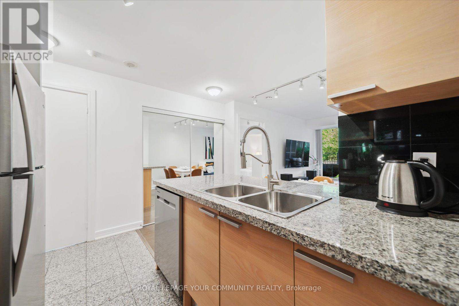 203 - 18 Harrison Garden Boulevard, Toronto, Ontario  M2N 7J7 - Photo 13 - C12192121