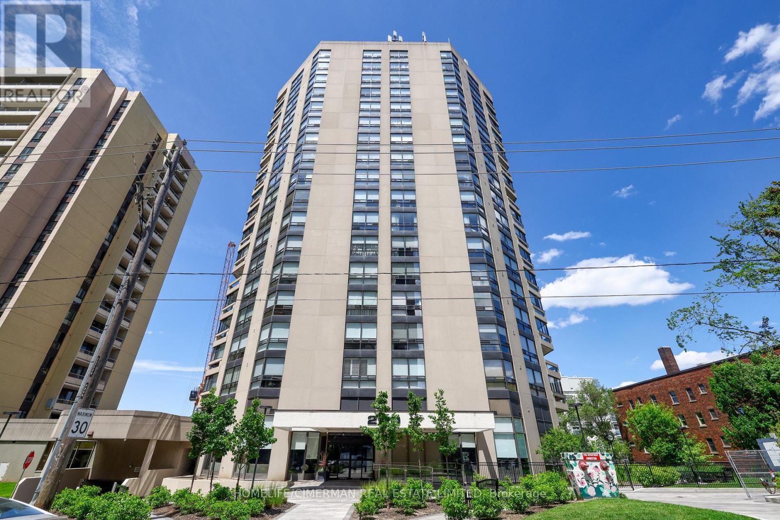 204 - 240 Heath Street W, Toronto, Ontario  M5P 3L5 - Photo 1 - C12192161