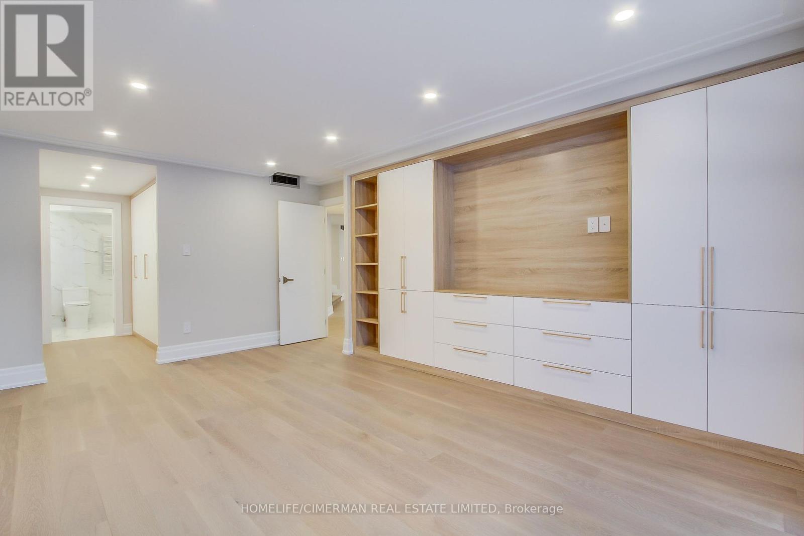 204 - 240 Heath Street W, Toronto, Ontario  M5P 3L5 - Photo 23 - C12192161
