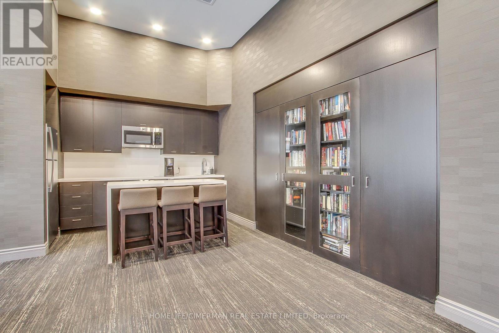 204 - 240 Heath Street W, Toronto, Ontario  M5P 3L5 - Photo 38 - C12192161