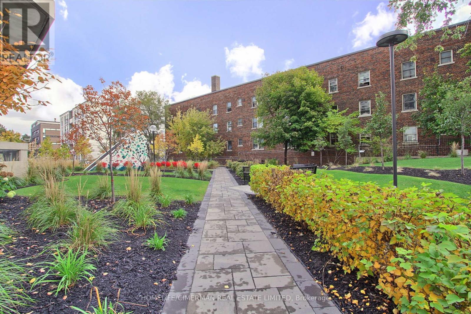 204 - 240 Heath Street W, Toronto, Ontario  M5P 3L5 - Photo 39 - C12192161